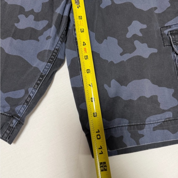 Arizona Jean Company Camouflage Cargo Shorts - Picture 3 of 8